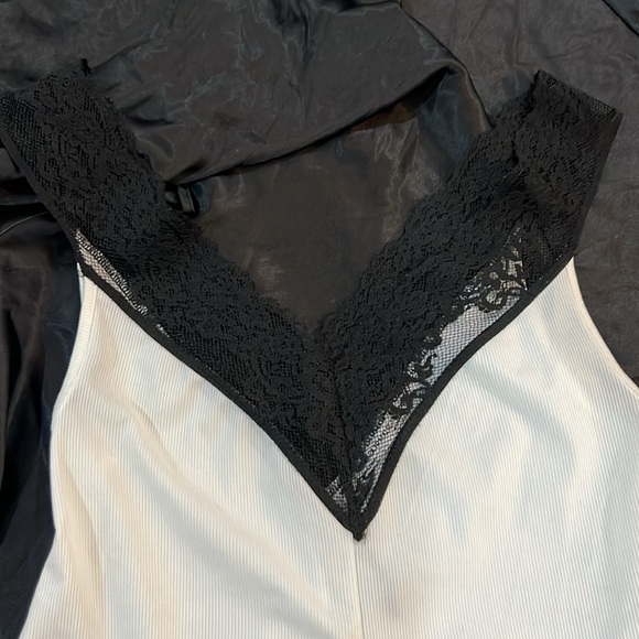 Zara white with black lace bodysuit - Picture 3 of 7